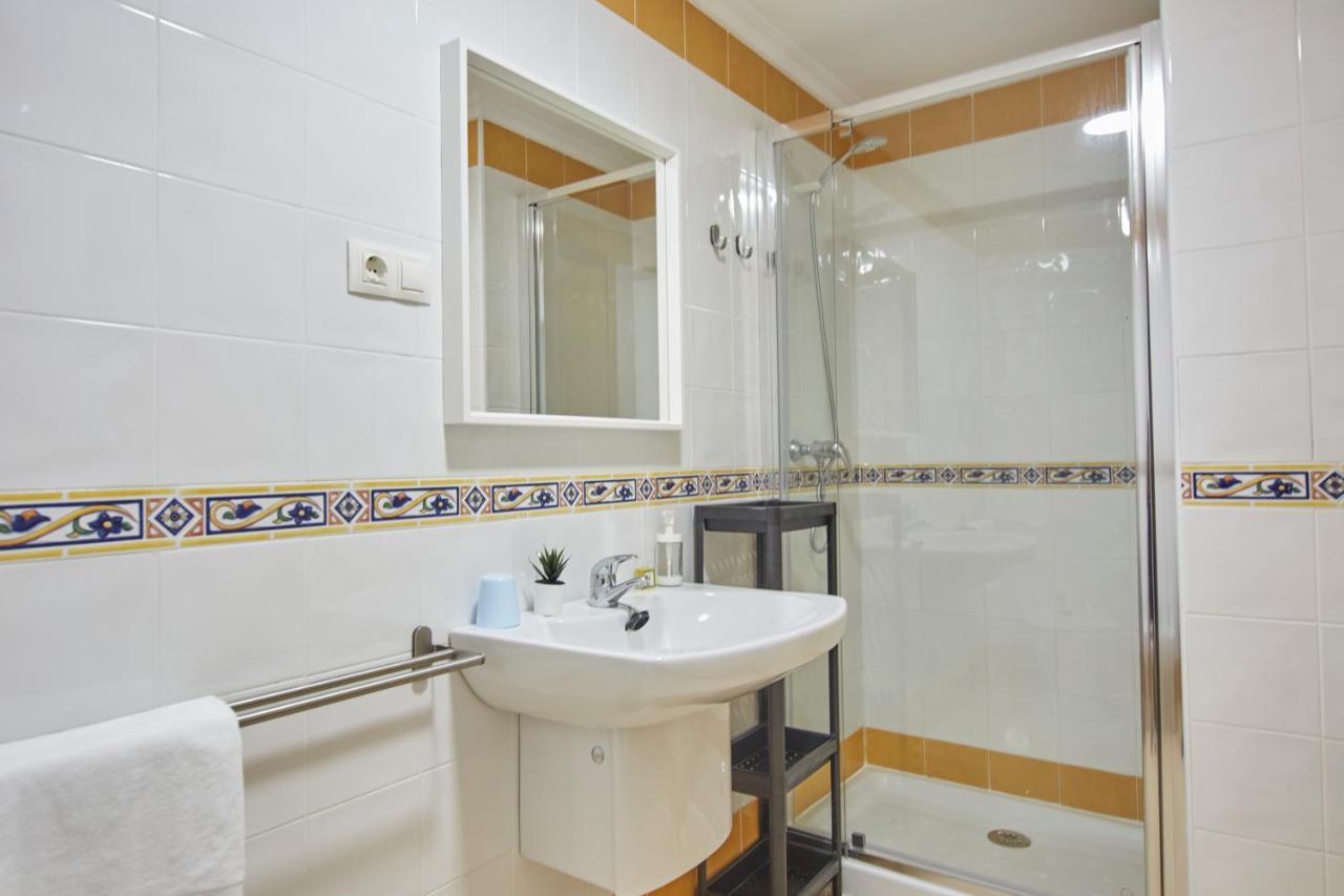 Apartagal- Oceano Vi, باريروس المظهر الخارجي الصورة